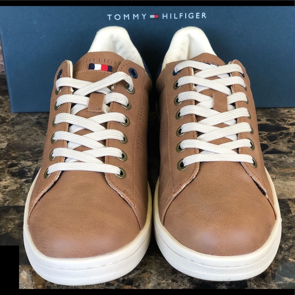 Tommy Hilfiger Men's Lutwin Sneakers - Picture 2 of 16